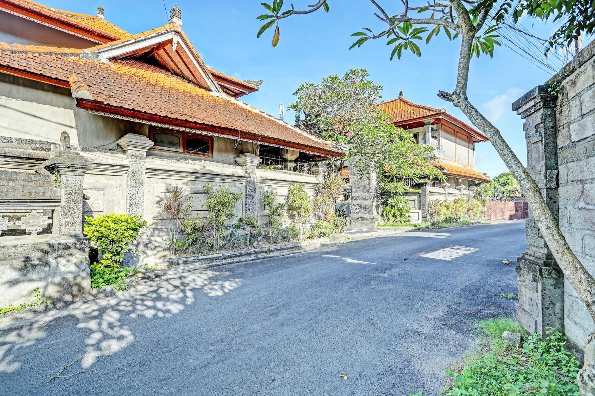 Hotel Oyo Collection O 91125 Puri Dewa Bharata Jimbaran Exterior foto